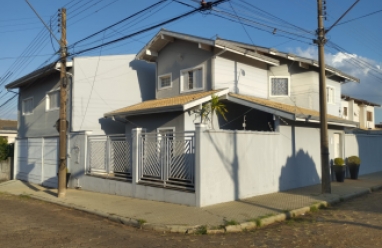 Casa para locação em Avaré
